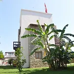 Butikhan Hotel 3*