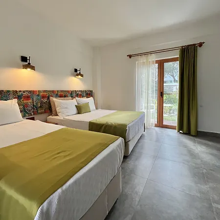 Butikhan Hotel 3*