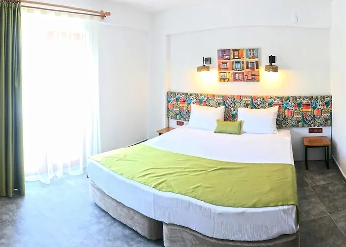 Butikhan 호텔 군도간