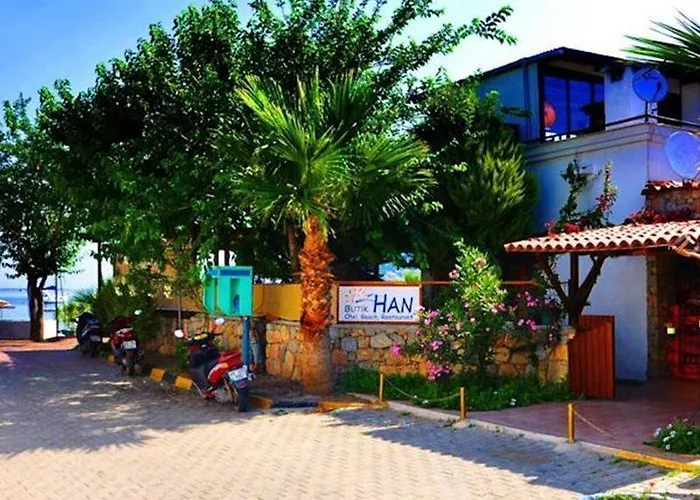Hotel Butikhan 3*