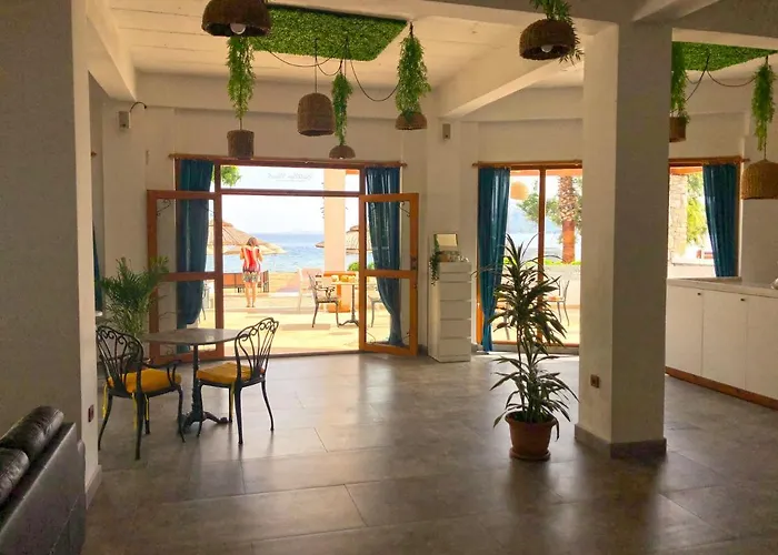 Butikhan Hotel 3*