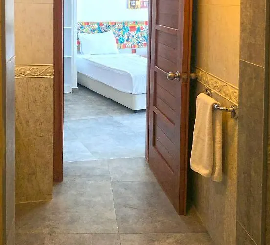 Butikhan 3* 군도간